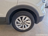  Volkswagen  T-CROSS VOLKSWAGEN  / 2019 / 5P / SUV 1.0 TSI 81KW STYLE #82