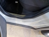  Volkswagen  T-CROSS VOLKSWAGEN  / 2019 / 5P / SUV 1.0 TSI 81KW STYLE #122