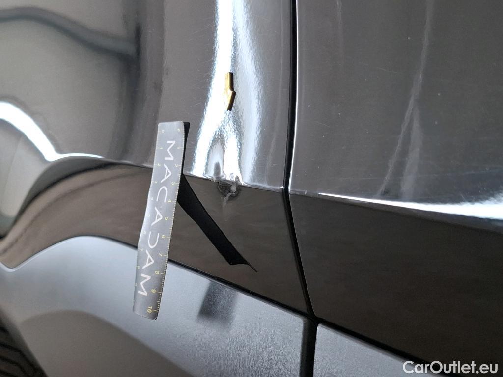  Citroen  C4  X Shine 1.2 PureTech 130CV BVA8 6E #5