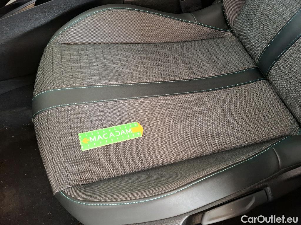  Peugeot  208  Allure Business 1.2 PureTech 100CV BVM6 E6d #15
