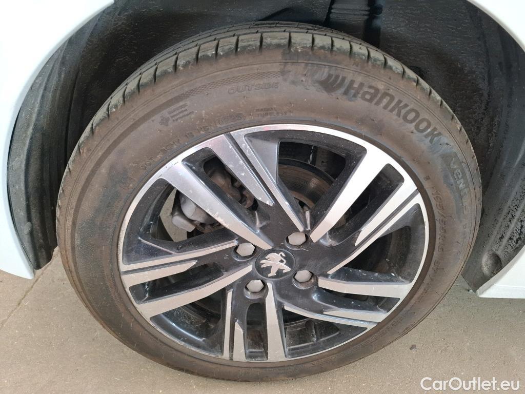  Peugeot  208  Allure Business 1.2 PureTech 100CV BVM6 E6d #8