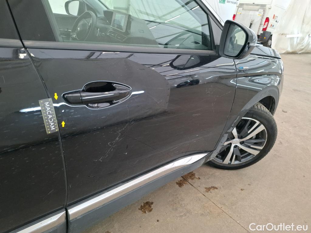  Peugeot  3008 PEUGEOT  / 2020 / 5P / SUV 1.6 HYBRID 225 E-EAT8 Allure #5