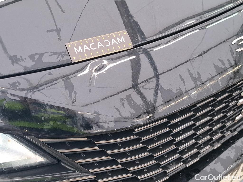  Peugeot  3008 PEUGEOT  / 2020 / 5P / SUV 1.6 HYBRID 225 E-EAT8 Allure #10