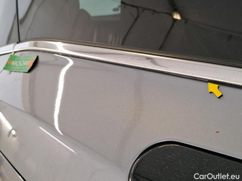  Peugeot  3008 PEUGEOT  / 2020 / 5P / SUV 1.6 HYBRID 225 E-EAT8 GT Pack #5