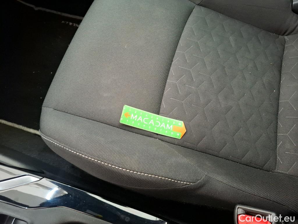  Toyota  Corolla TOYOTA  Touring Sports / 2018 / 5P / Break Hybride 122h Dynamic Business Stage Acad #58