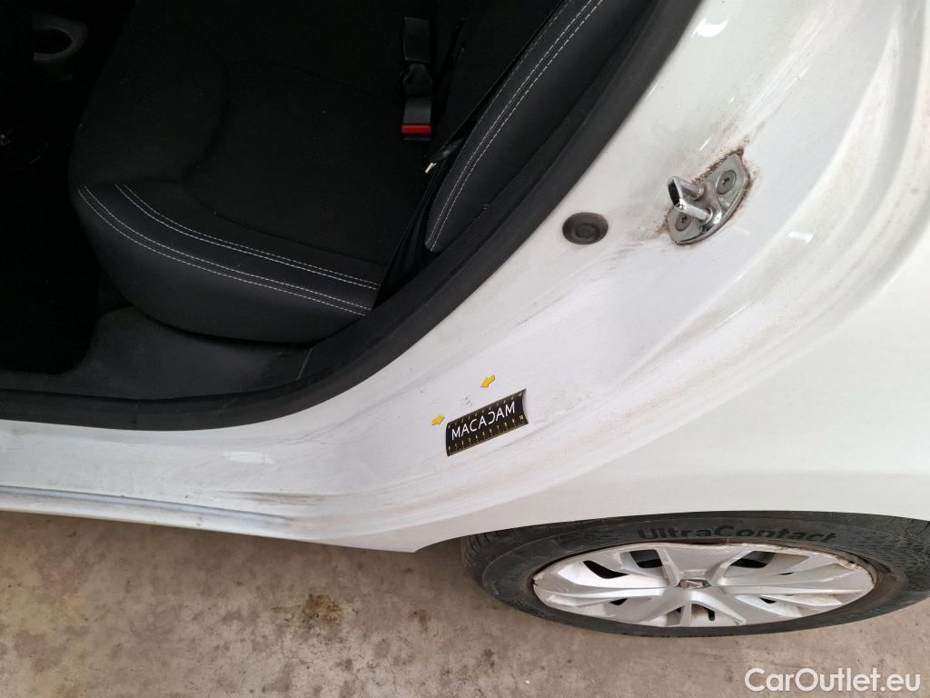  Renault  Clio  IV Trend 0.9 TCe 90CV BVM5 E6 #8