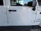  Jeep  Wrangler JEEP  / 2007 / 4P / SUV 2.8 CRD UNLIMITED SAHARA AUTO #32