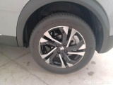  Peugeot  2008 PEUGEOT  / 2019 / 5P / CROSSOVER BLUEHDI 130 EAT8 ALLURE S/S AUT. #82