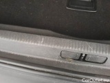  Peugeot  3008 PEUGEOT  / 2020 / 5P / SUV BLUEHDI 130 EAT8 SeS ALLURE #105