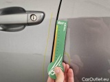  Peugeot  308 PEUGEOT  / 2017 / 5P / BERLINA BUSINESS BLUEHDI 130 EAT8 SeS AUT. #98
