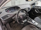  Peugeot  308 PEUGEOT  / 2017 / 5P / BERLINA BUSINESS BLUEHDI 130 EAT8 SeS AUT. #131