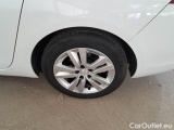  Peugeot  308 PEUGEOT  / 2017 / 5P / STATION WAGON SW BUSINESS BLUEHDI 130 SeS #19
