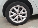  Seat  Leon SEAT  / 2020 / 5P / BERLINA 2.0 TDI 85KW STYLE #80