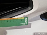  Toyota  Yaris TOYOTA  / 2020 / 5P / BERLINA HYBRID BUSINESS MY20 #40