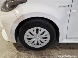  Toyota  Yaris TOYOTA  / 2020 / 5P / BERLINA HYBRID BUSINESS MY20 #122