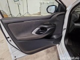  Toyota  Yaris TOYOTA  / 2020 / 5P / BERLINA HYBRID BUSINESS MY20 #133