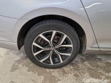  Volkswagen  Passat VOLKSWAGEN  / 2019 / 5P / STATION WAGON VAR. 2.0 TDI SCR EVO 110KW EXECUTIVE DSG #121
