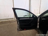  Volkswagen  Passat VOLKSWAGEN  / 2019 / 5P / STATION WAGON VAR. 2.0TDI SCR EVO 90KW BUSINESS DSG #120