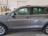  Volkswagen  Tiguan VOLKSWAGEN  / 2016 / 5P / SUV 2.0 TDI SCR 110KW BUSINESS BMT 4MOTION #64