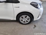  Toyota  Yaris TOYOTA  / 2017 / 5P / BERLINA 1.5 HYBRID ACTIVE #43