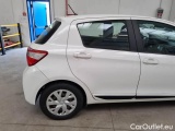  Toyota  Yaris TOYOTA  / 2017 / 5P / BERLINA 1.5 HYBRID ACTIVE #55