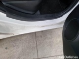  Toyota  Yaris TOYOTA  / 2017 / 5P / BERLINA 1.5 HYBRID ACTIVE #89