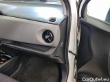  Toyota  Yaris TOYOTA  / 2017 / 5P / BERLINA 1.5 HYBRID ACTIVE #110