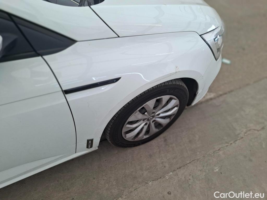  Renault  Megane  IV Berline 5pt. Société Air Nav 1.5 dCi 90CV BVM6 E6 #42