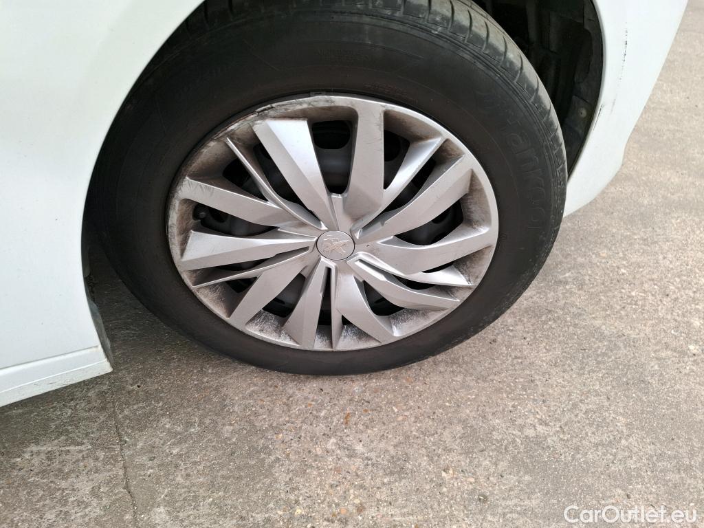  Peugeot  208  Premium 1.5 HDi 100CV BVM6 E6d #25