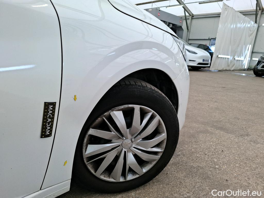  Peugeot  208  Premium 1.5 HDi 100CV BVM6 E6d #1