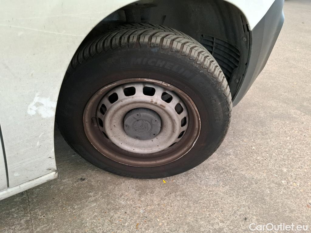  Citroen  Berlingo  Fourgon Club M 650 1.5 BlueHDi 100CV BVM6 E6d #23