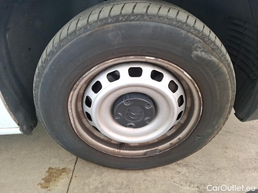  Citroen  Berlingo  Fourgon Club M 650 1.5 BlueHDi 100CV BVM6 E6d #32