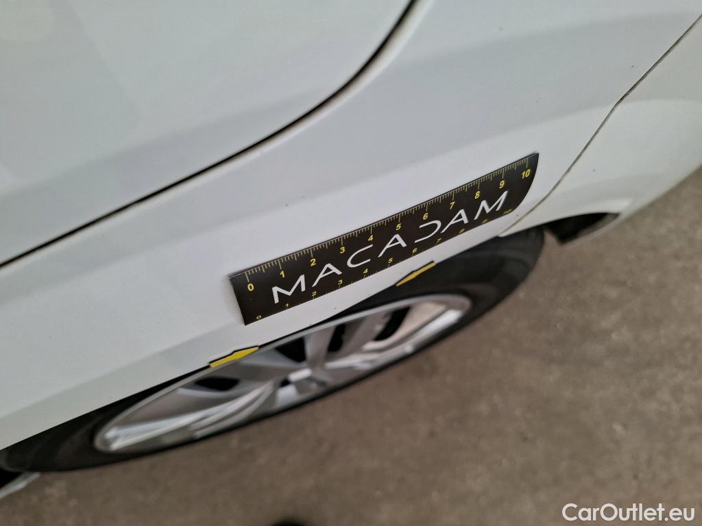  Peugeot  208  Premium 1.5 HDi 100CV BVM6 E6d #7