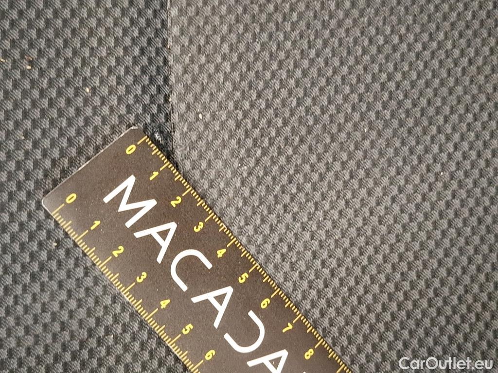  Renault  Megane  IV Berline 5pt. Société Air Nav 1.5 dCi 90CV BVM6 E6 #59
