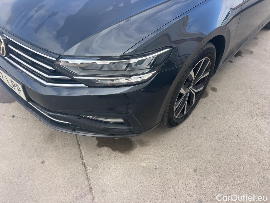  Volkswagen  Passat VOLKSWAGEN  / 2019 / 4P / sedán Executive 1.5 TSI 110kW (150CV) DSG #18
