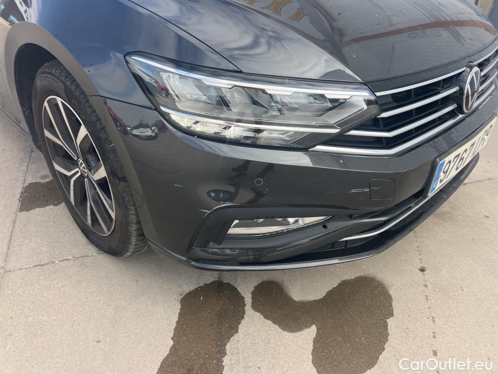  Volkswagen  Passat VOLKSWAGEN  / 2019 / 4P / sedán Executive 1.5 TSI 110kW (150CV) DSG #22