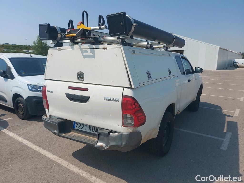  Toyota  Hilux TOYOTA  VU 2p 7G pickup 2.4 D-4D Cabina Extra GX 4x4 #7