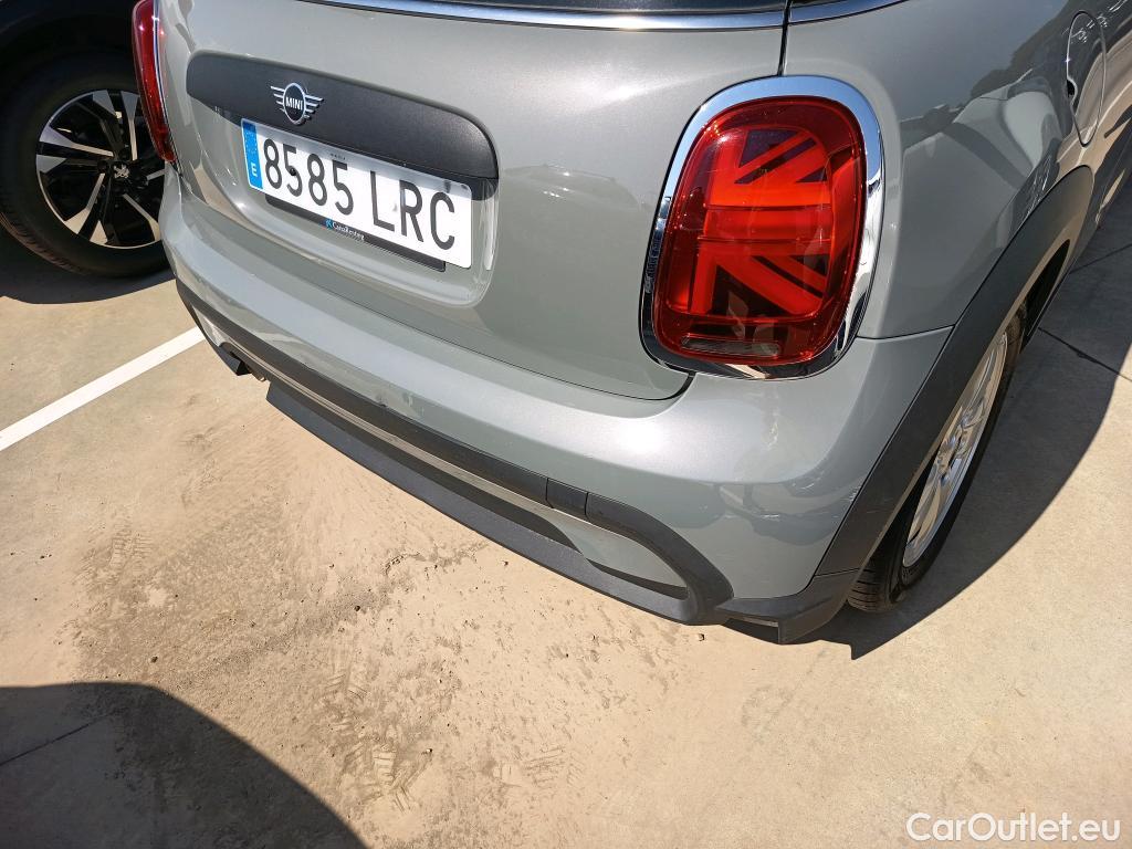  Mini  Mini   / 2021 / 3P / berlina con portón ONE #12