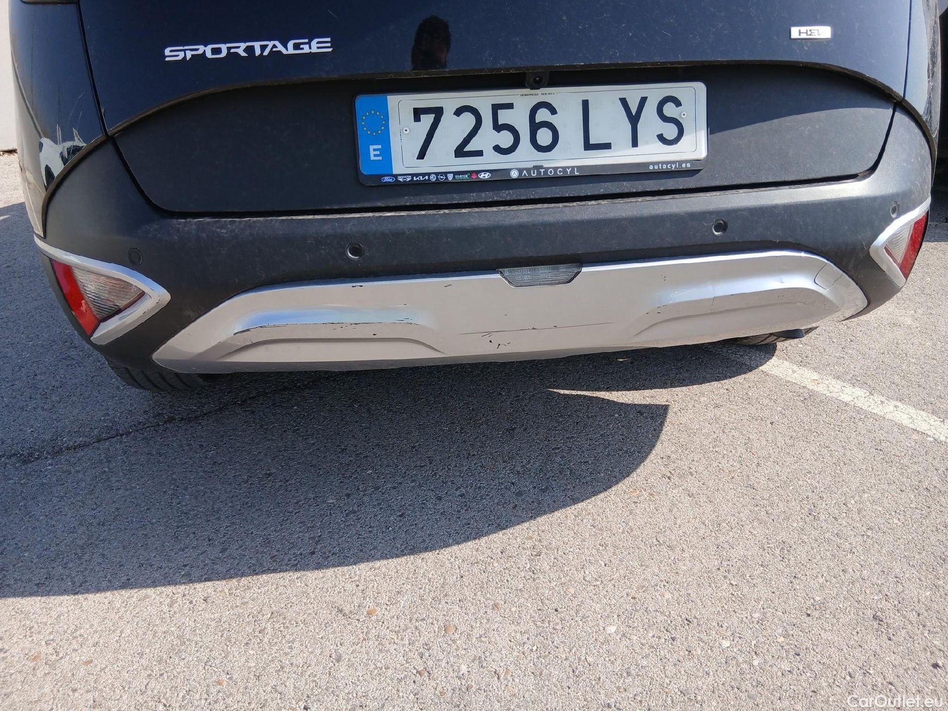  KIA  Sportage KIA  / 2022 / 5P / todoterreno 1.6 T-GDi HEV 171kW (230CV) Drive 4X2 #14