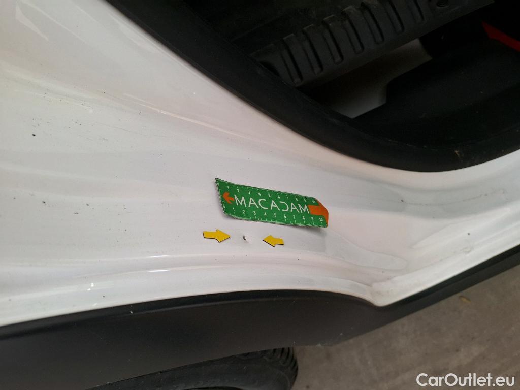  Citroen  C3  Société Feel 1.5 BlueHDI 100CV BVM6 E6d #3