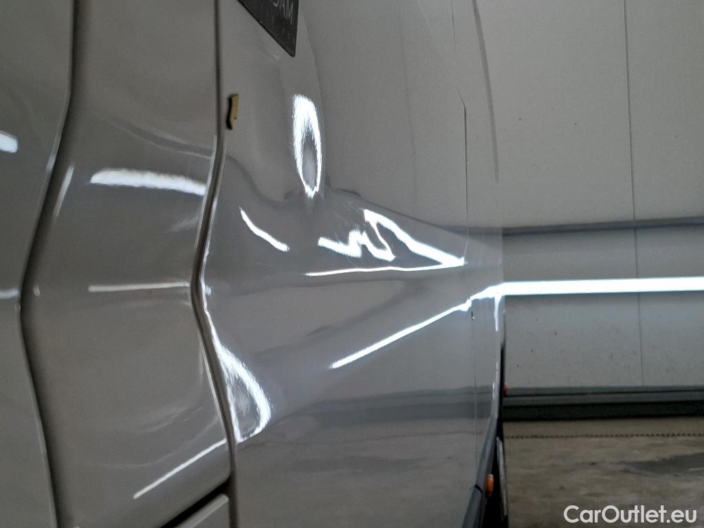 Peugeot  Boxer PEUGEOT  VU 4p Fourgon 2.0 BLUEHDI 130 S&S PREMIUM 335 L3H3 #17