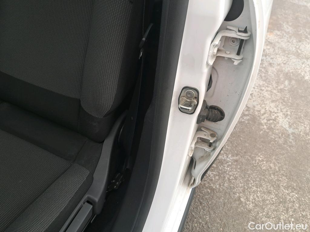  Citroen  C3  Société Feel 1.2 PureTech 80CV BVM5 E6d #7
