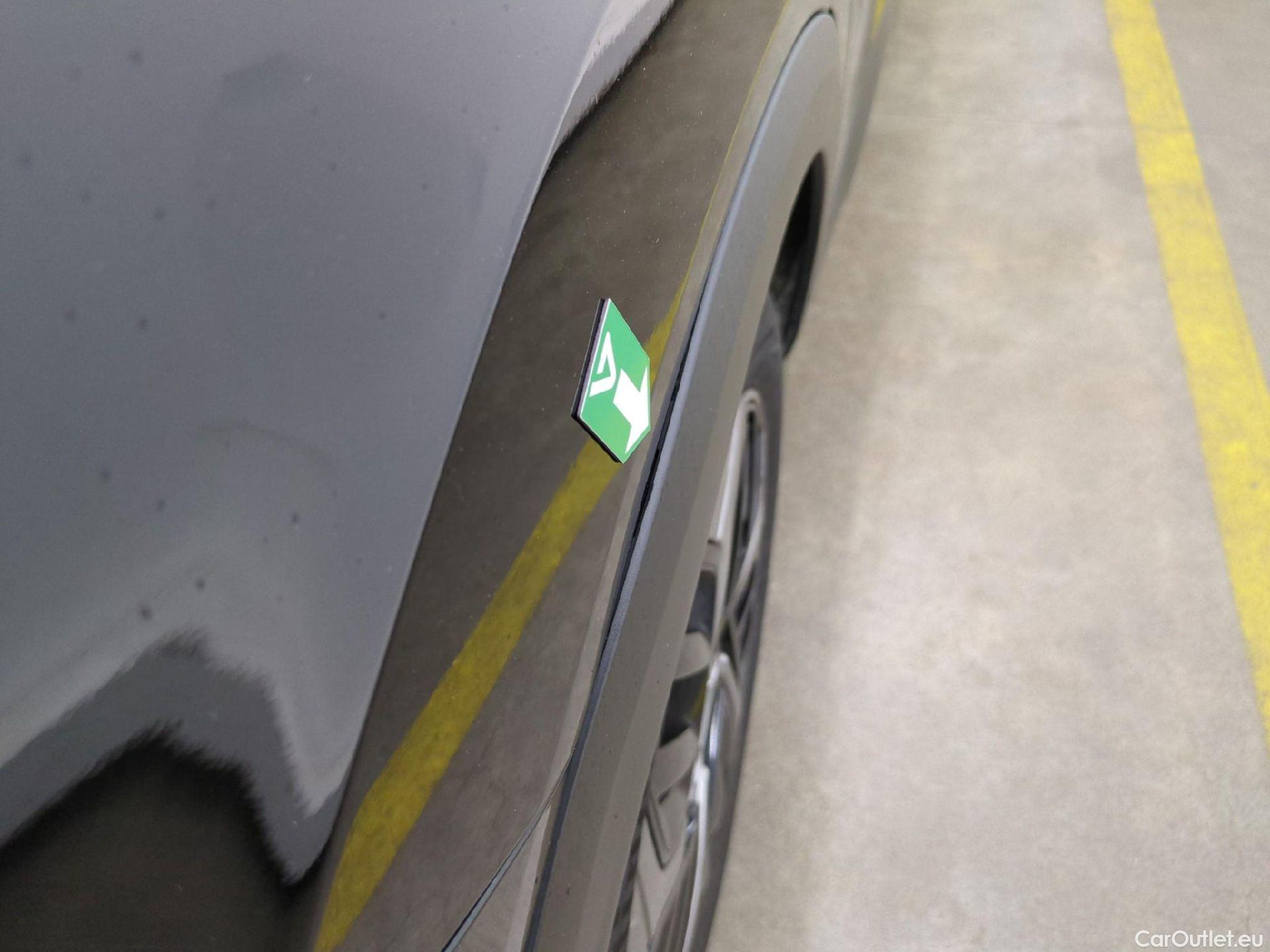  Citroen  C4  X Feel Pack 1.2 PureTech 130CV BVA8 6E #3