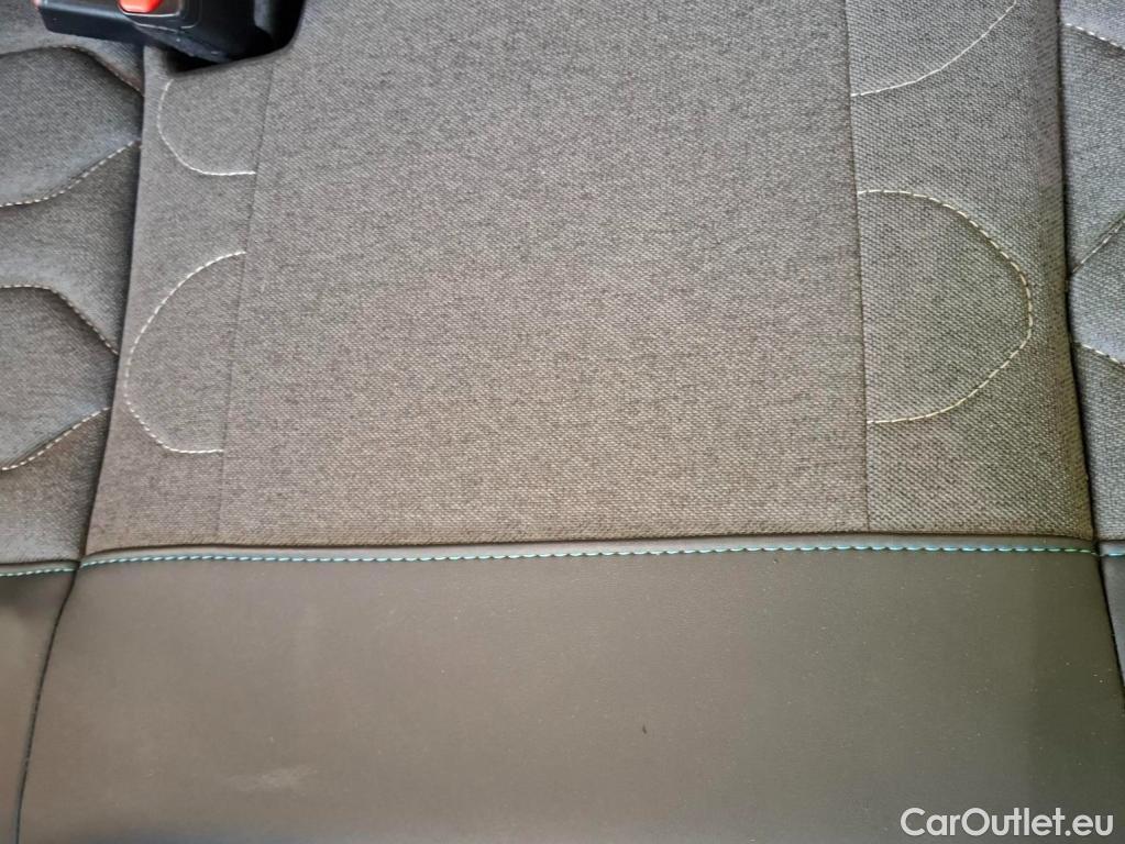  Citroen  C4  Berline Feel Pack 1.2 PureTech 130CV BVM6 E6d #38