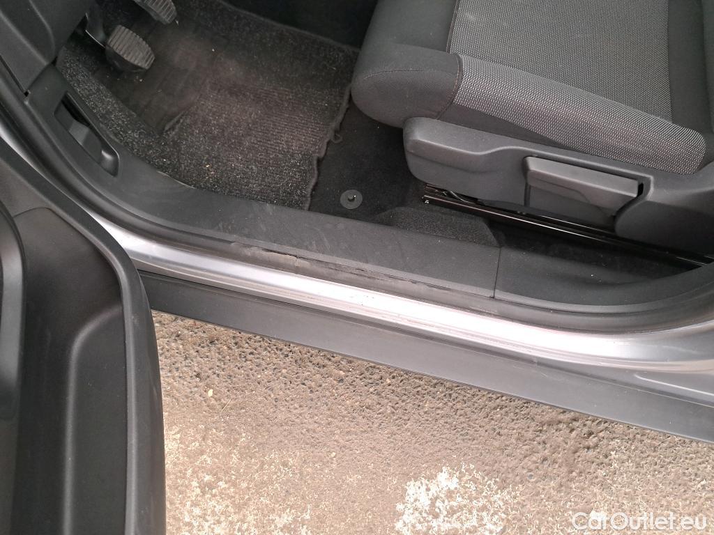  Citroen  C4 Cactus  Feel Business 1.2 PureTech 110CV BVM6 E6d #8
