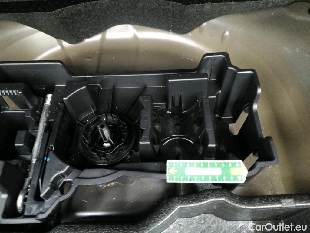  Peugeot  2008  GT 1.5 HDi 130CV BVA8 E6d #31