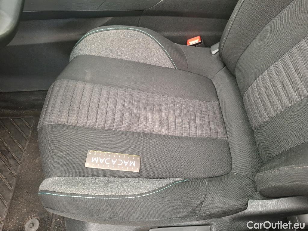  Peugeot  3008  II Active Pack 1.2 PureTech 130CV BVA8 E6d #19