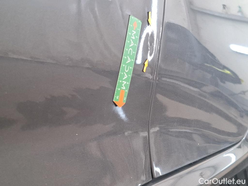 Peugeot  208  Active Pack 1.5 HDi 100CV BVM6 E6d #9