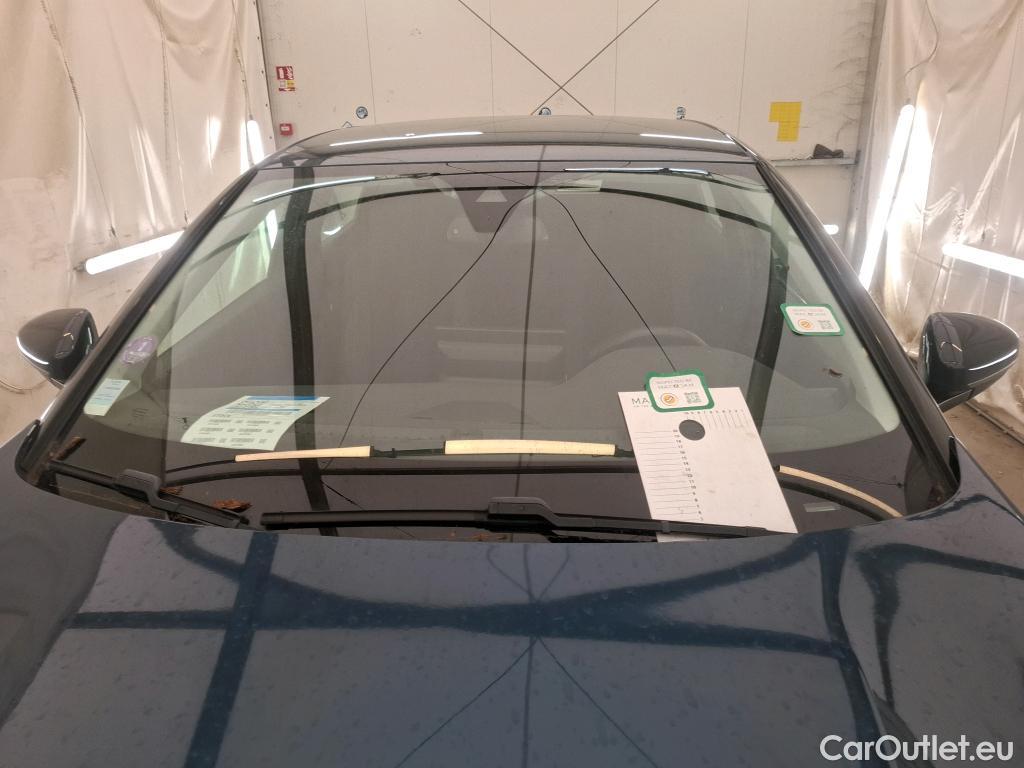  Peugeot  3008  Active Pack 1.2 PureTech 130CV BVM6 E6d #10