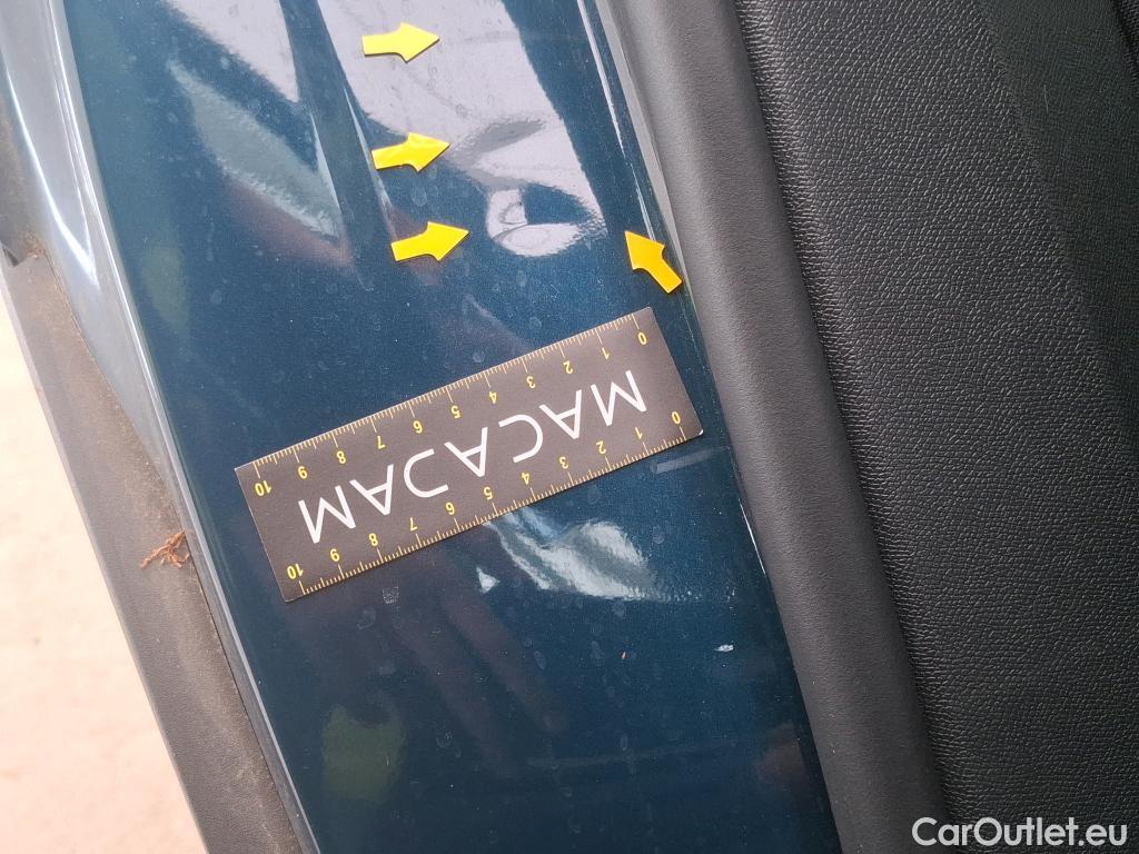  Peugeot  3008  Active Pack 1.2 PureTech 130CV BVM6 E6d #17